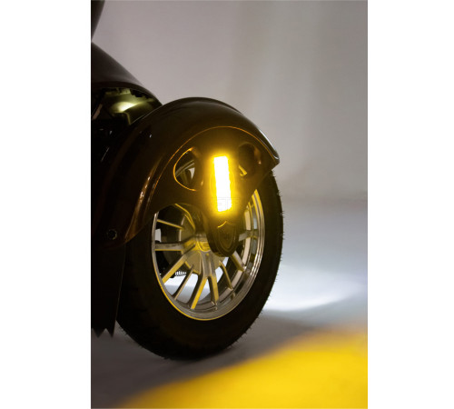 Кресло-коляска скутер MET Superior 800 C